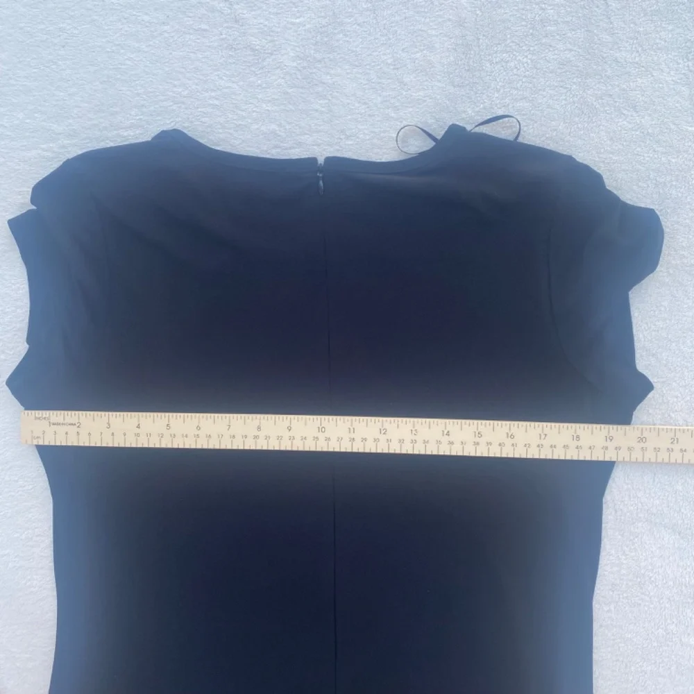 Micheal Kors Black Pleated Hem Shift Dress Size L Cap-Sleeves‎